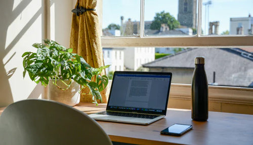 Etherische olieverspreiders voor op kantoor: een aanwinst voor op het werk